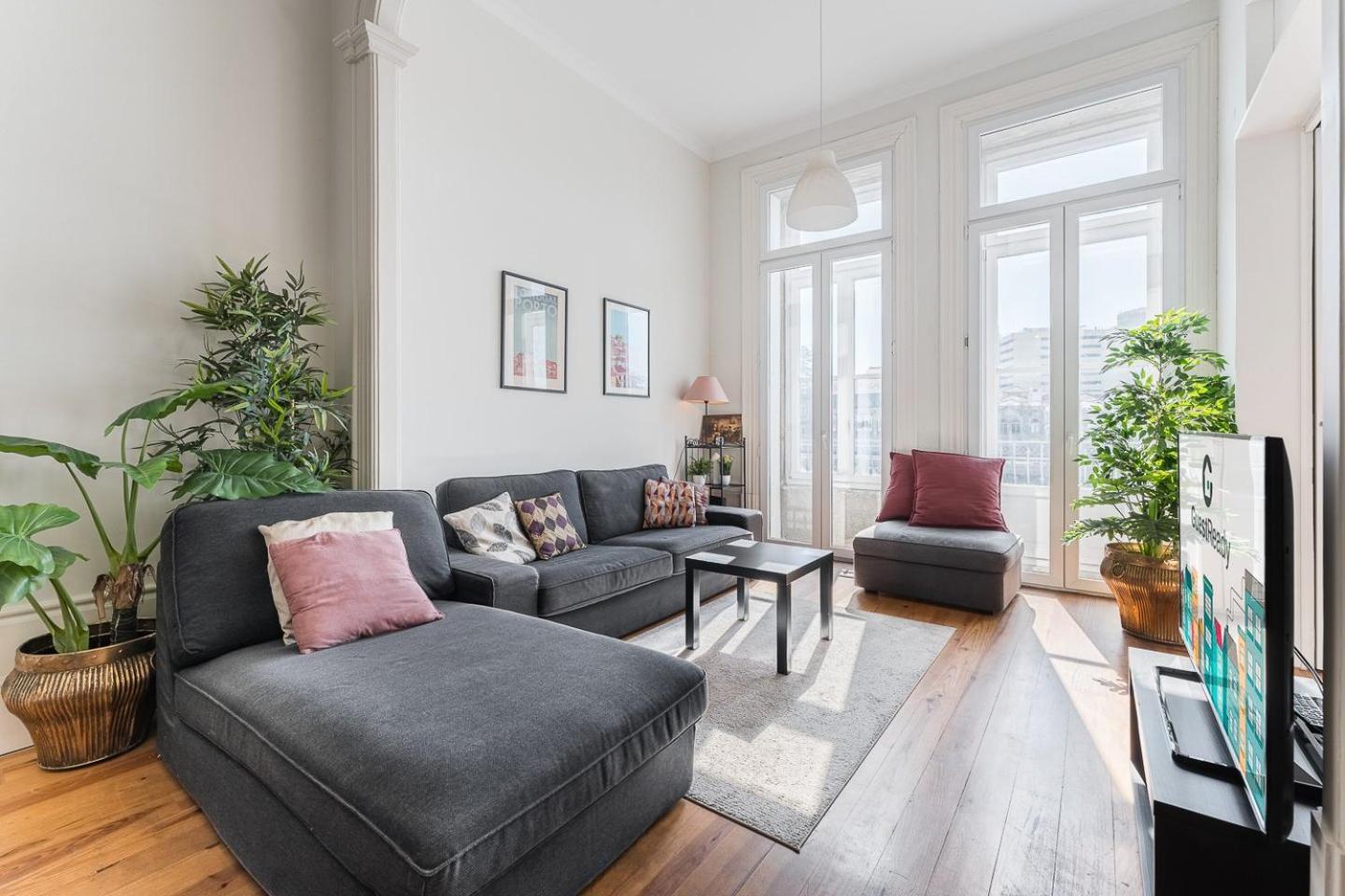 Guestready - Bright Apartment Near Bolhao Porto Luaran gambar