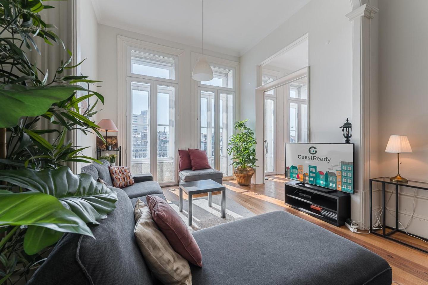 Guestready - Bright Apartment Near Bolhao Porto Luaran gambar